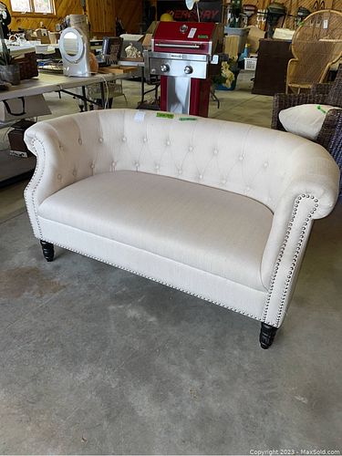 Lot #940 (1 of 12)