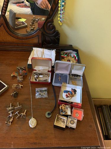 Lot #787 (1 of 10)