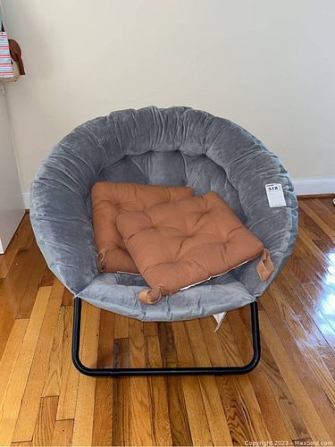 Lot #318 (1 of 10)