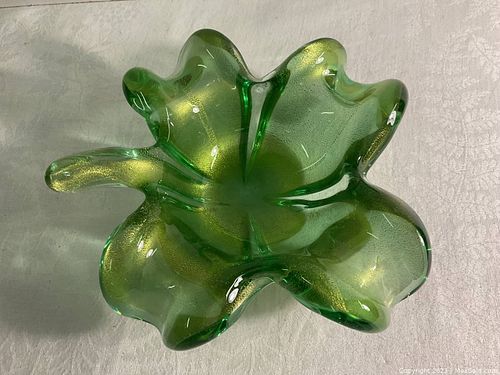 Lot #147 (1 of 4)
