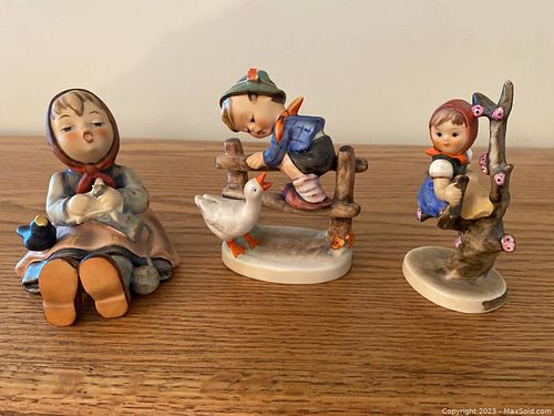 Lot #483 (1 of 8)