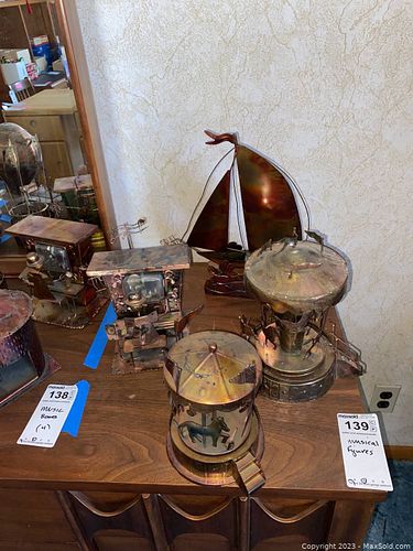 Lot #139 (1 of 9)