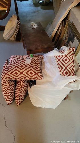 Lot #916 (1 of 6)