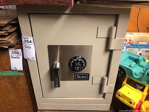 Lot #354 (1 of 9)