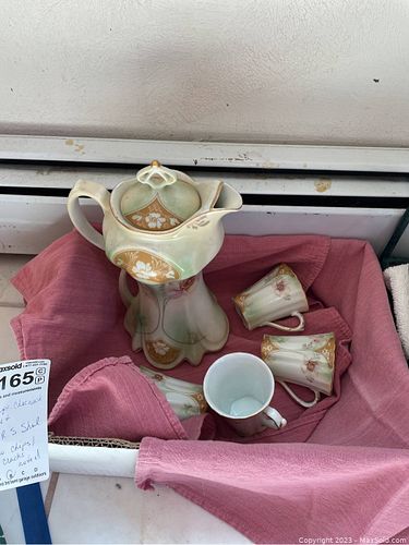 Lot #165 (1 of 12)