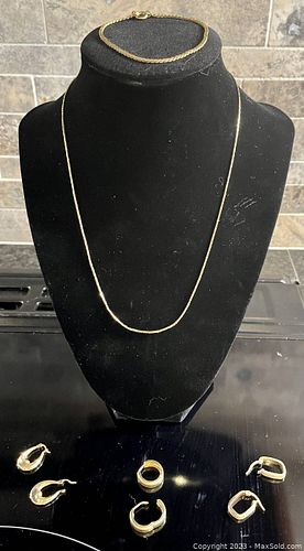 Lot #89 (1 of 4)