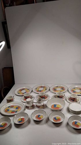 Lot #23 (1 of 9)