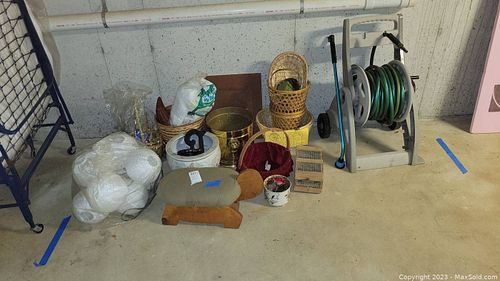 Lot #527 (1 of 11)