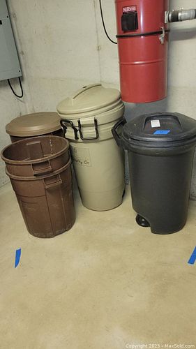 Lot #530 (1 of 8)