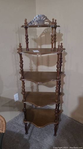 Lot #194 (1 of 5)