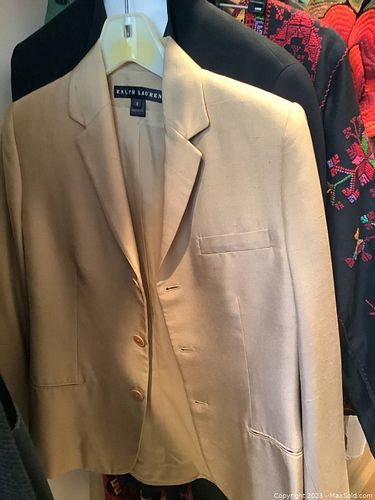 Lot #119 (1 of 20)