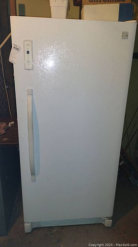 Lot #850 (1 of 6)