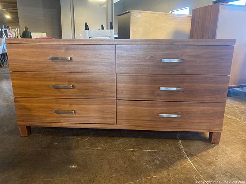 Lot #414 (1 of 12)
