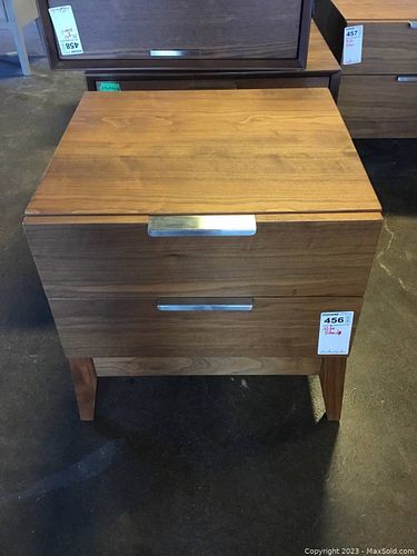 Lot #456 (1 of 7)