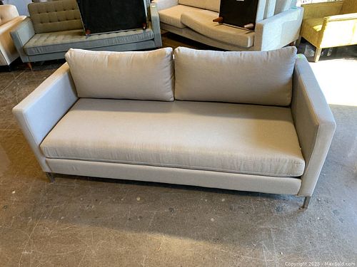 Lot #339 (1 of 5)