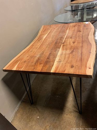 Lot #391 (1 of 5)