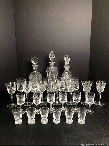 Lot #30 (1 of 9)