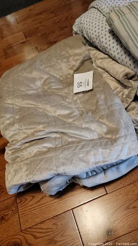 Lot #55 (1 of 18)