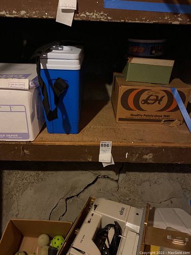 Lot #886 (1 of 5)
