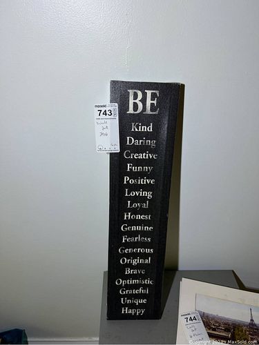 Lot #743 (1 of 7)
