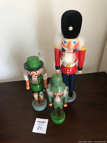 Lot #21 (1 of 9)