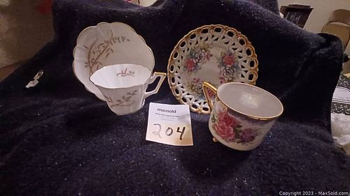 Lot #204 (1 of 3)