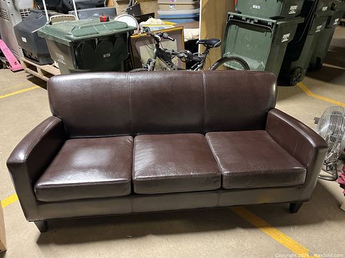 Lot #194 (1 of 7)
