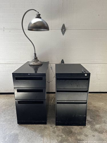 Lot #52 (1 of 9)