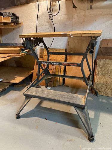 Lot #39 (1 of 8)