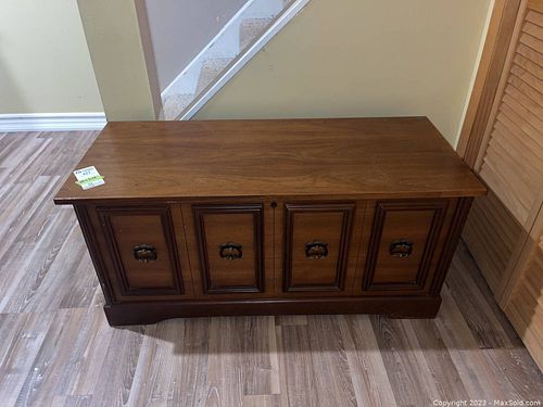Lot #427 (1 of 10)