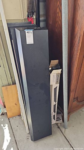 Lot #421 (1 of 7)