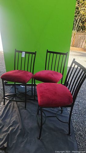 Lot #915 (1 of 12)
