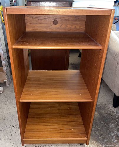 Lot #928 (1 of 9)