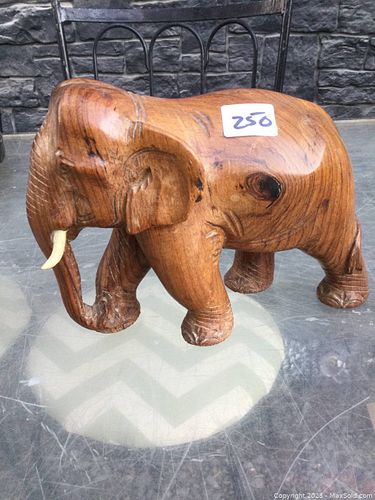 Lot #250 (1 of 6)