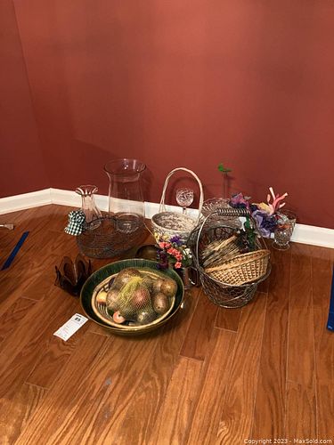 Lot #85 (1 of 13)