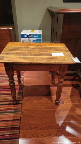 Lot #864 (1 of 8)