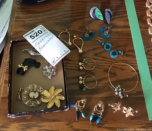 Lot #520 (1 of 14)