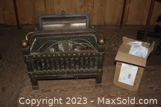 Lot #47 (1 of 13)