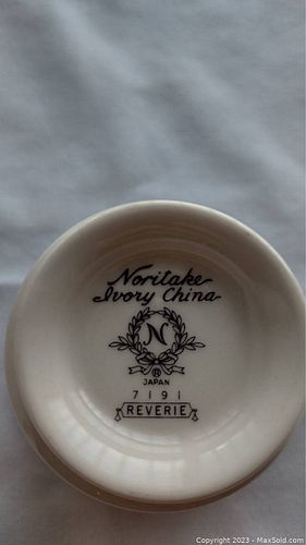 Lot #10 (1 of 13)