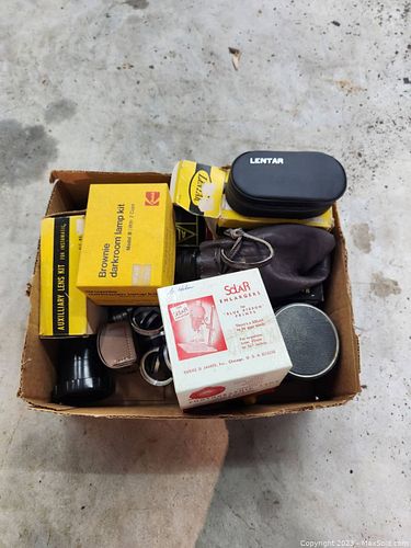 Lot #61 (1 of 18)