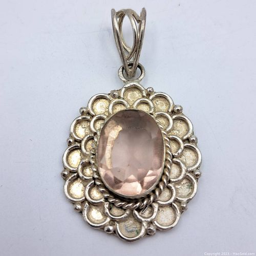 Lot #208 (1 of 4)