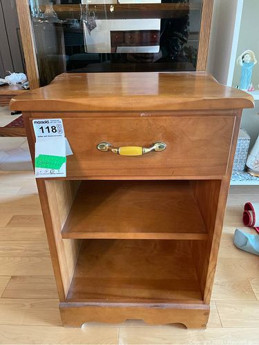 Lot #118 (1 of 11)
