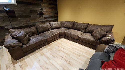 Lot #397 (1 of 9)