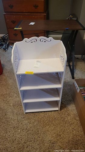 Lot #221 (1 of 8)