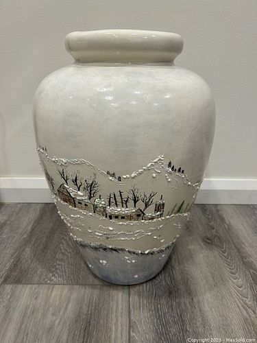 Lot #61 (1 of 6)
