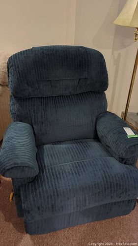 Lot #930 (1 of 9)