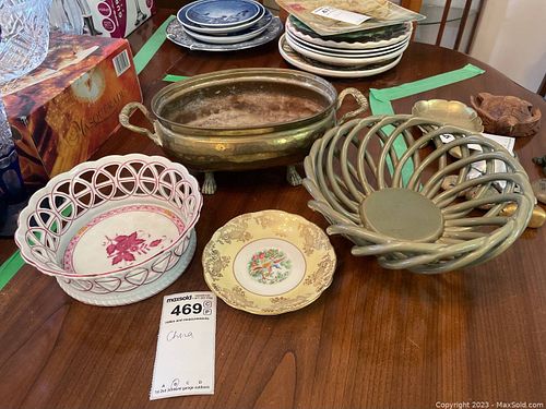 Lot #469 (1 of 11)