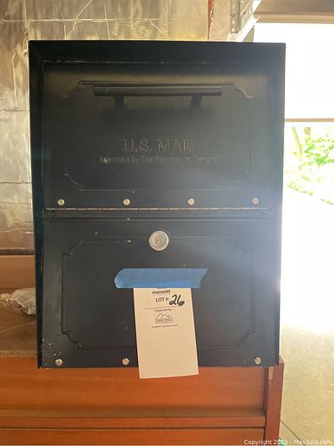 Lot #26 (1 of 10)