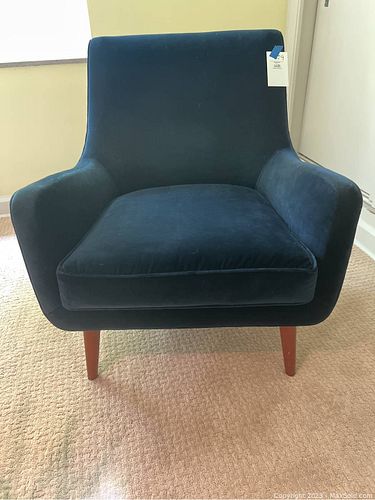 Lot #9 (1 of 11)