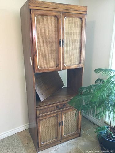 Lot #44 (1 of 8)